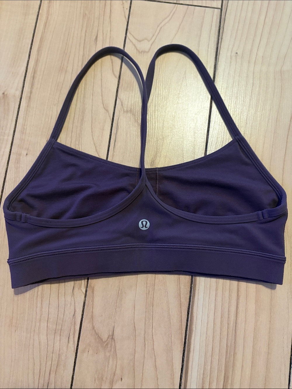 NWOT lululemon athletica Flow Y Sports Bra - Picture 1 of 3